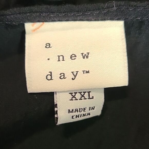 A New Day Sleeveless Top, Black with Ruffle Hem, Size XXL - Picture 6 of 7